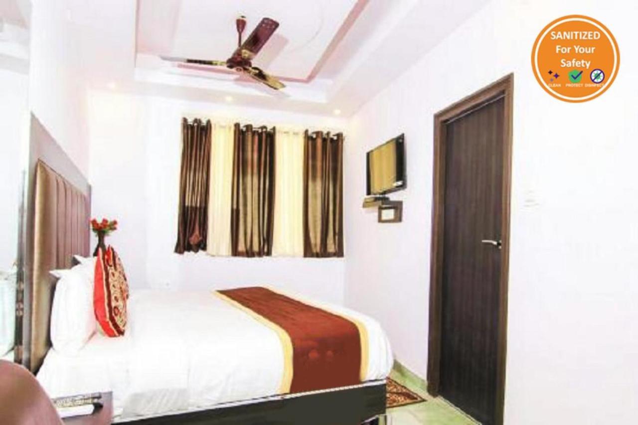 Hotel Goroomgo Rajput Charbagh Lucknow